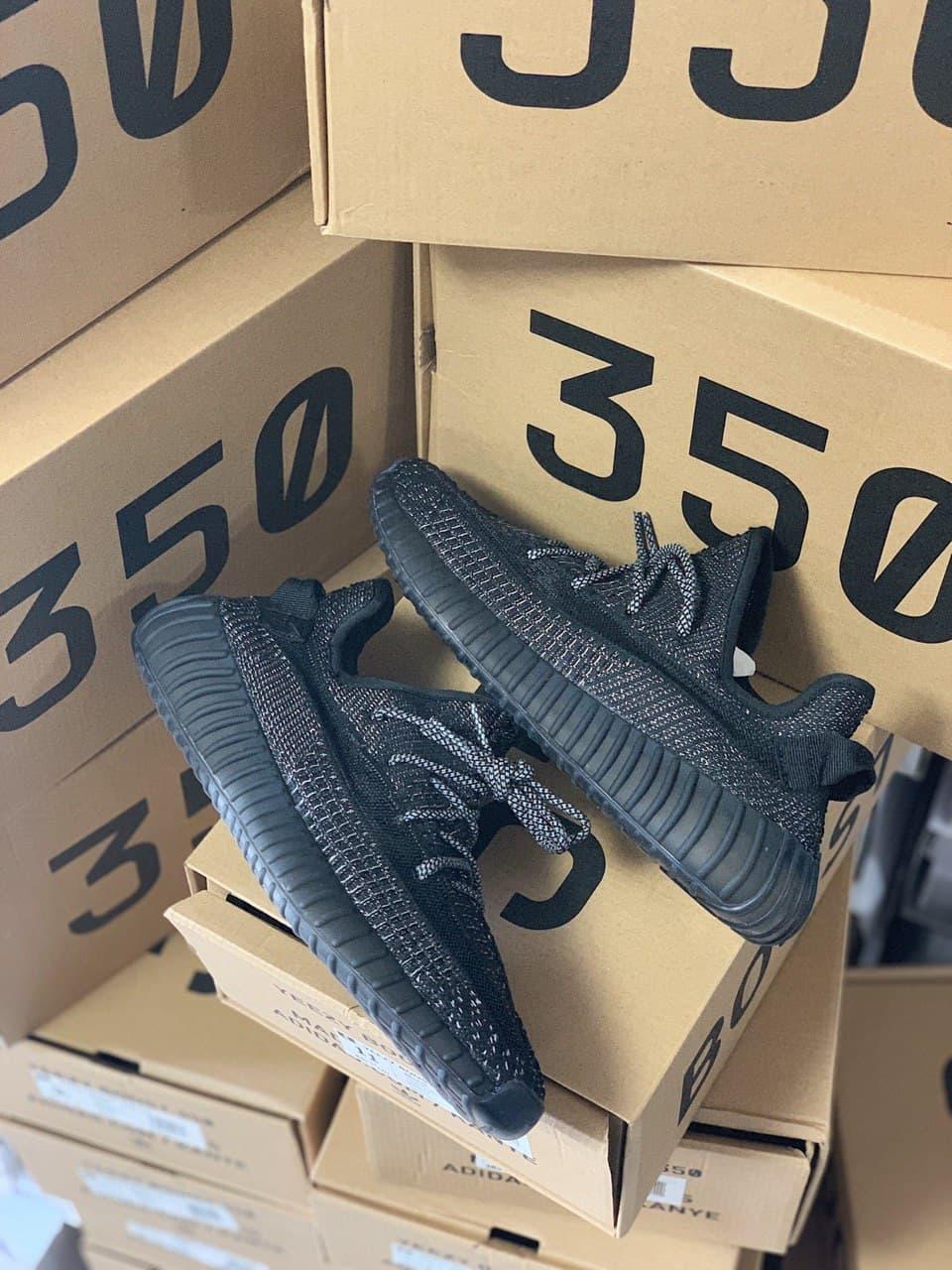 Adidas Yeezy Boost 350 V2 Black Static