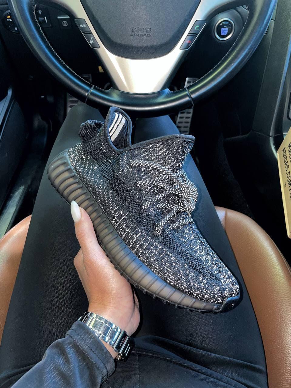 Adidas Yeezy Boost 350 V2 Black Static