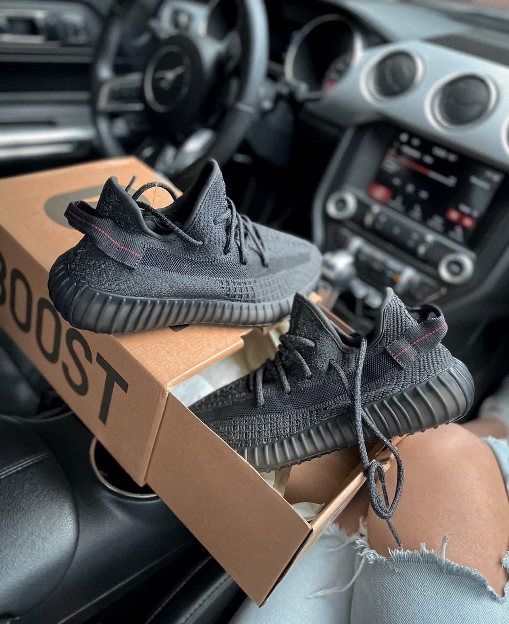 Adidas Yeezy Boost 350 V2 Black Static (Повна рефлективність)