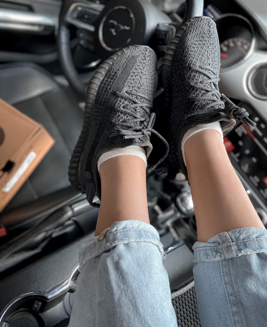 Adidas Yeezy Boost 350 V2 Black Static 2