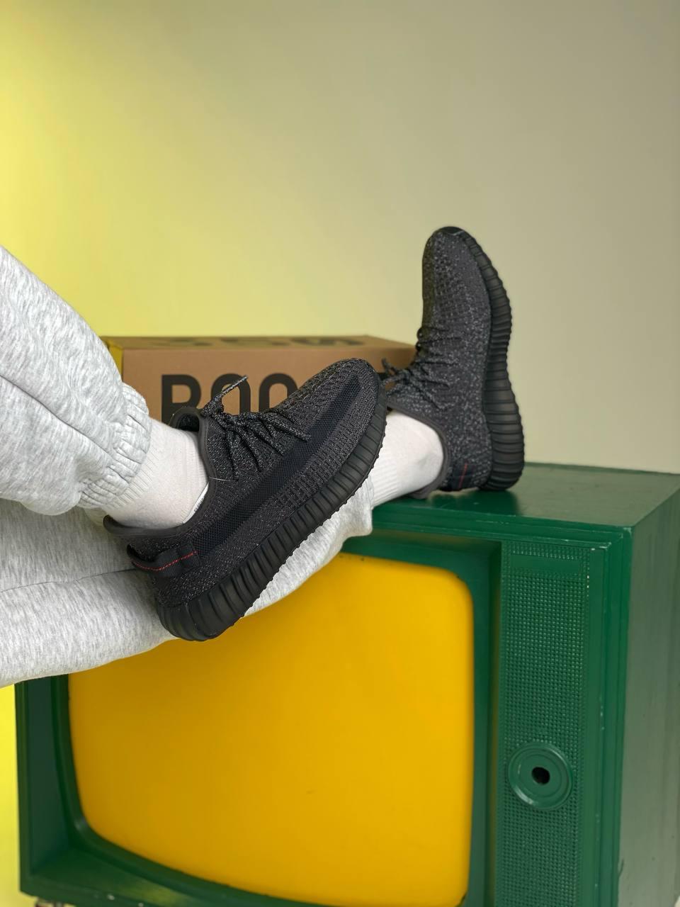 Adidas Yeezy Boost 350 V2 Black Static (Повна рефлективність)