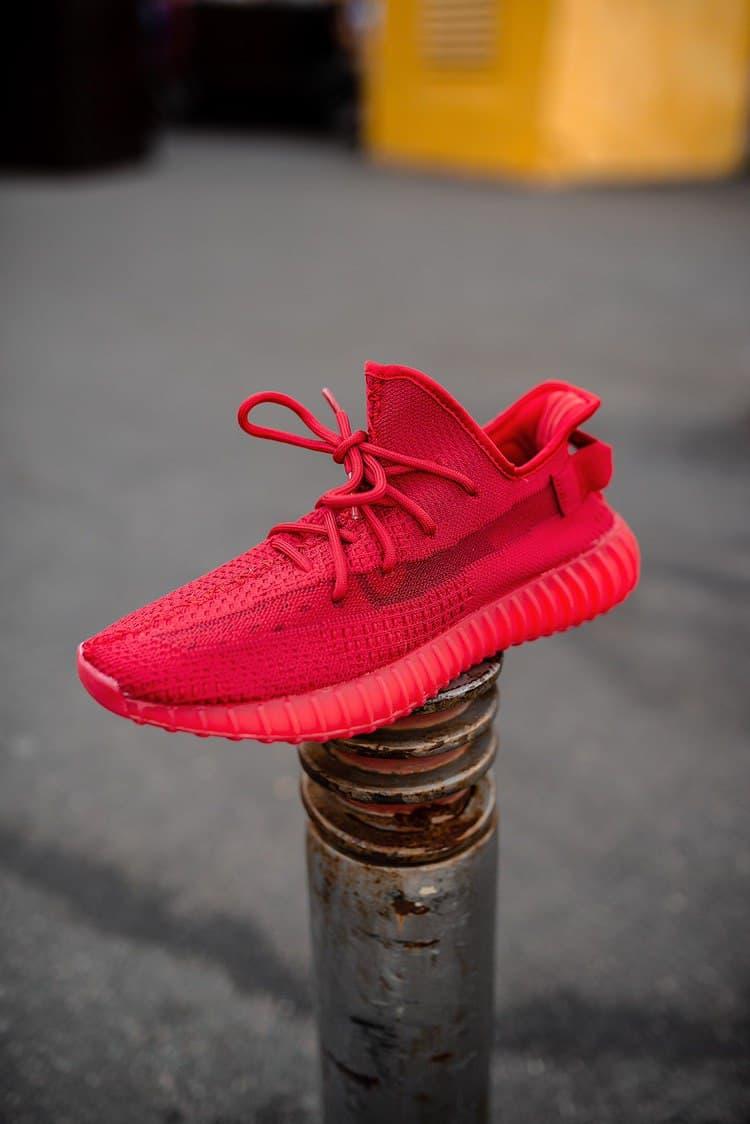 Adidas Yeezy Boost 350 V2 Red