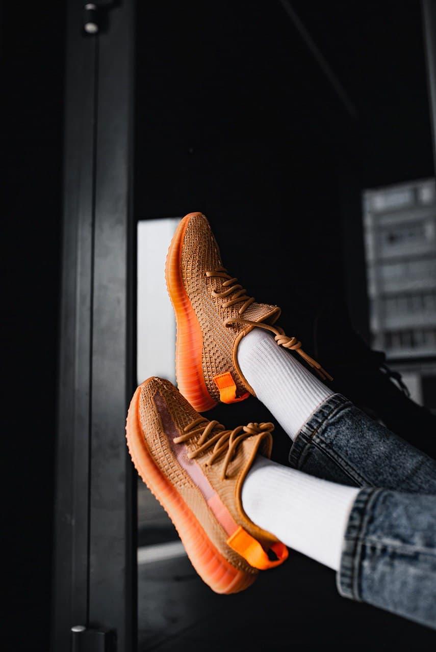 Adidas Yeezy Boost 350 V2 Clay