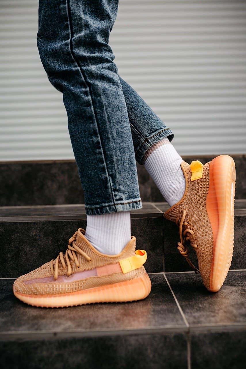Adidas Yeezy Boost 350 V2 Clay