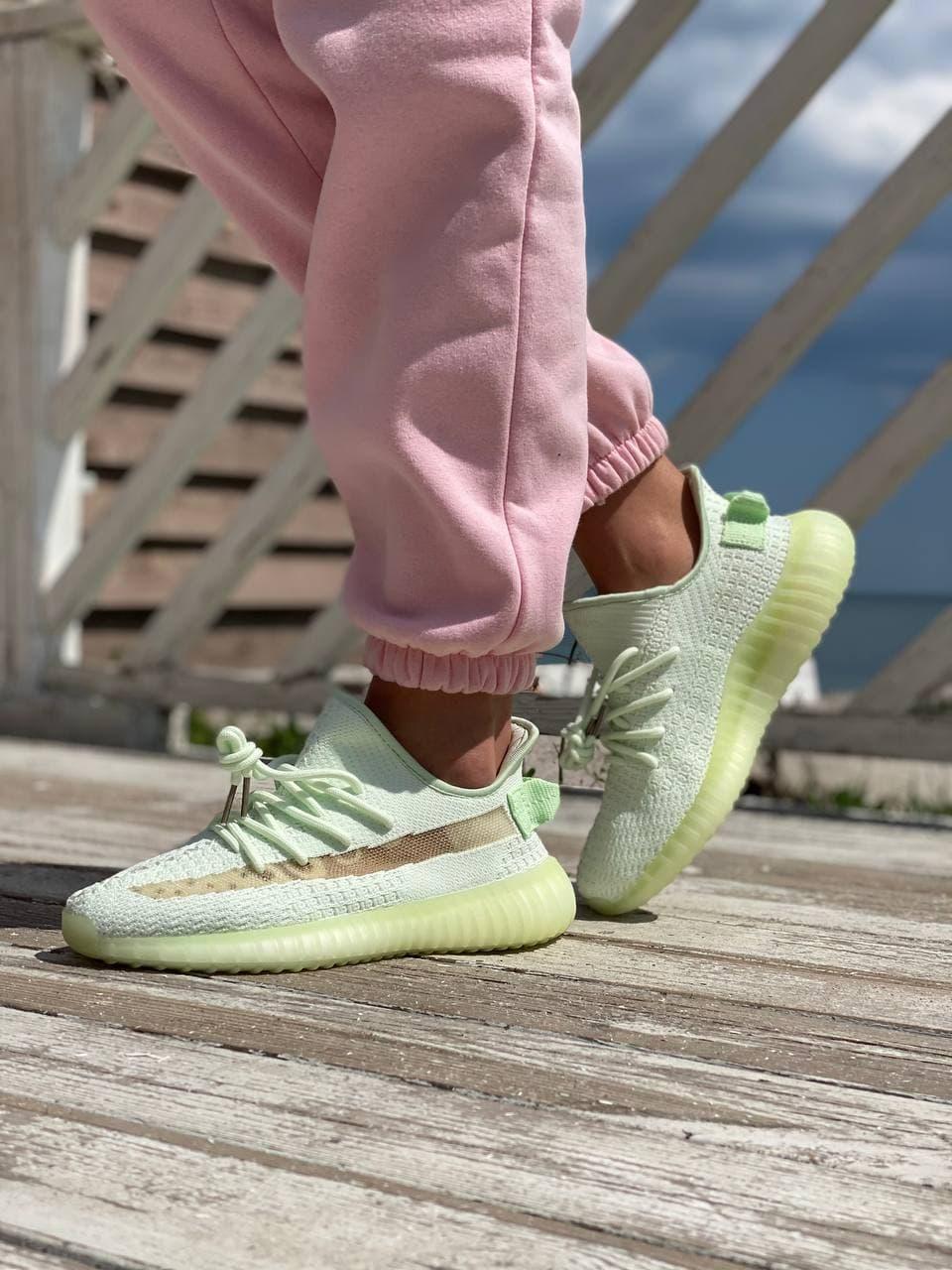 Adidas Yeezy Boost 350 V2 Light Green