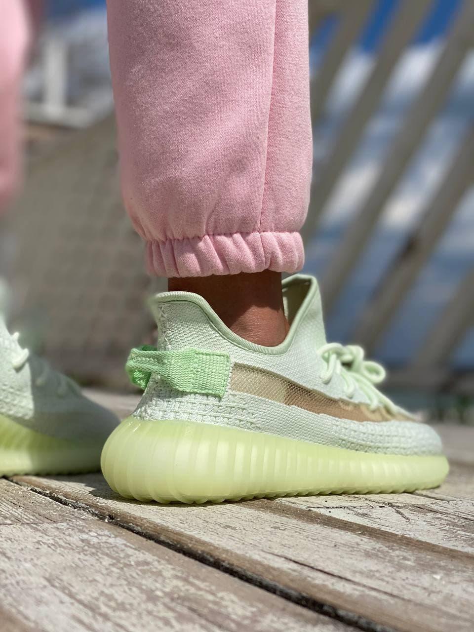 Adidas Yeezy Boost 350 V2 Light Green