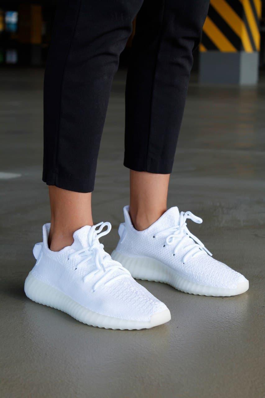 Adidas Yeezy Boost 350 V2 Triple White Crem Sole