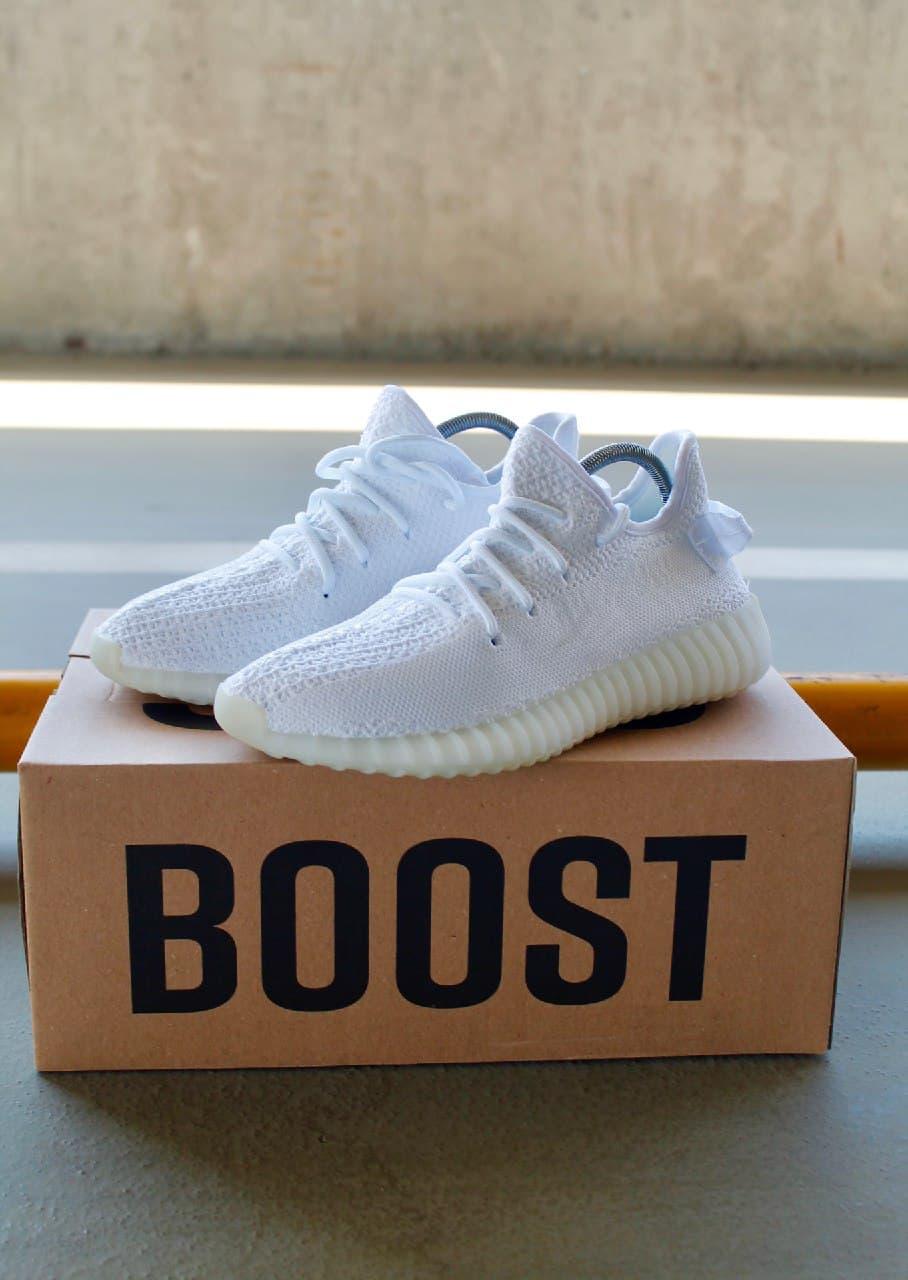 Adidas Yeezy Boost 350 V2 Triple White Crem Sole