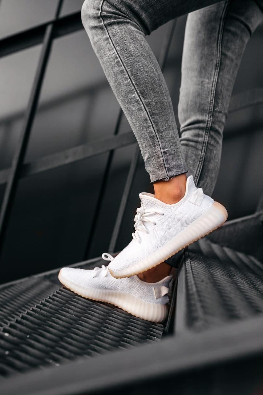 Adidas Yeezy Boost 350 V2 Triple White Crema