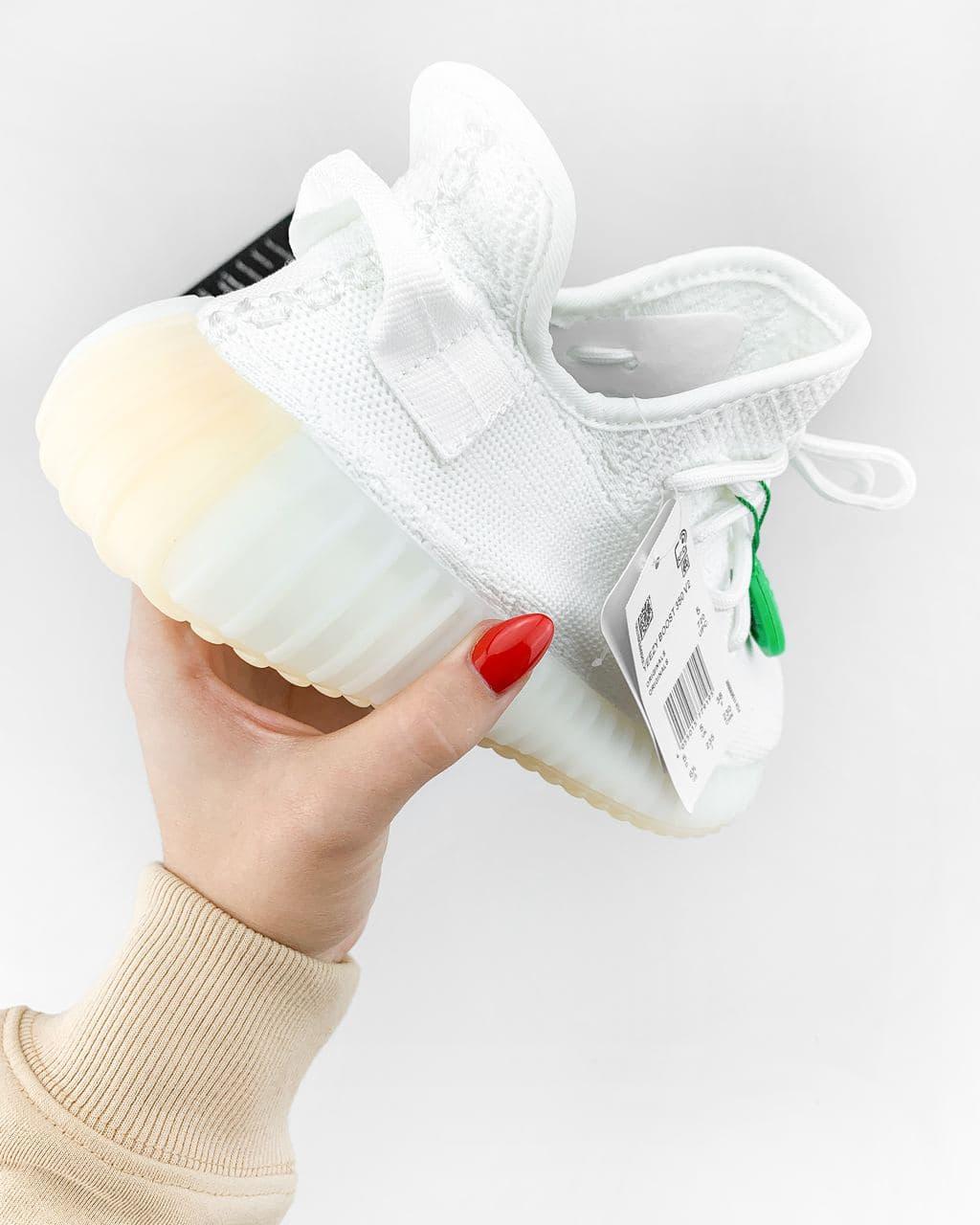 Adidas Yeezy Boost 350 V2 Triple White Crema