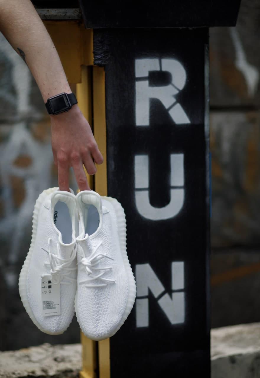 Adidas Yeezy Boost 350 V2 Triple White Crema