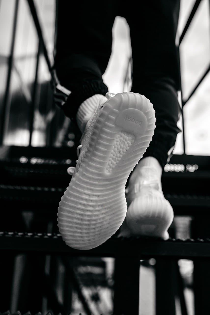 Adidas Yeezy Boost 350 V2 Triple Full White