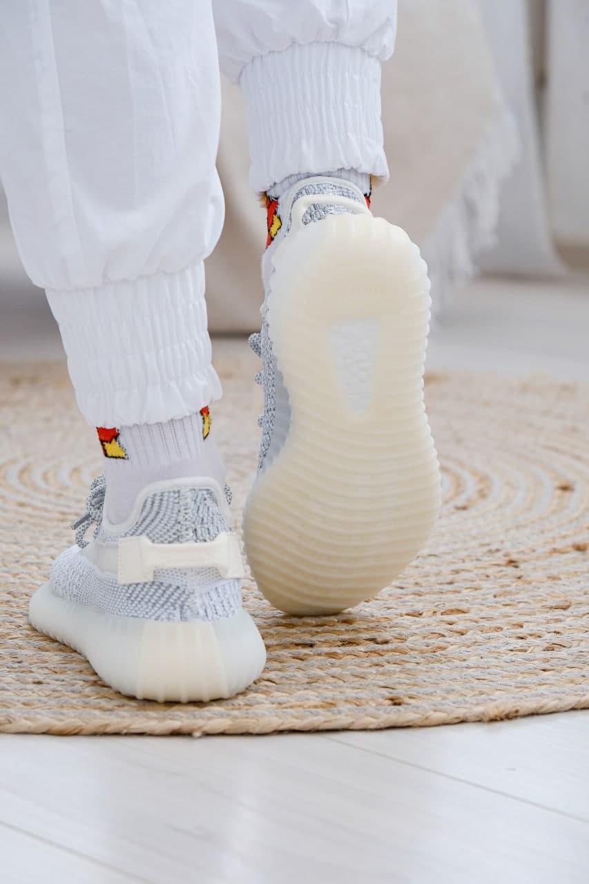 Adidas Yeezy Boost 350 V2 Static Reflective Laces