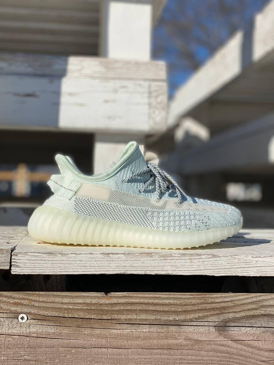 Adidas Yeezy 350 V2 Cloud White