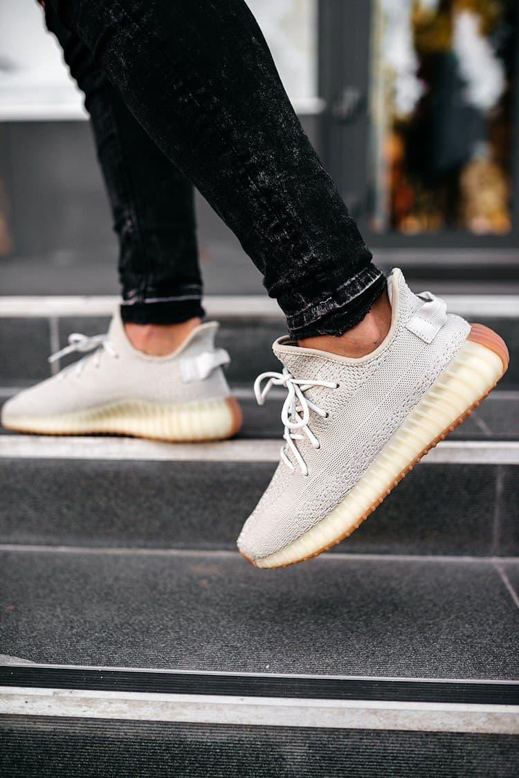 Adidas Yeezy 350 V2 Sesame