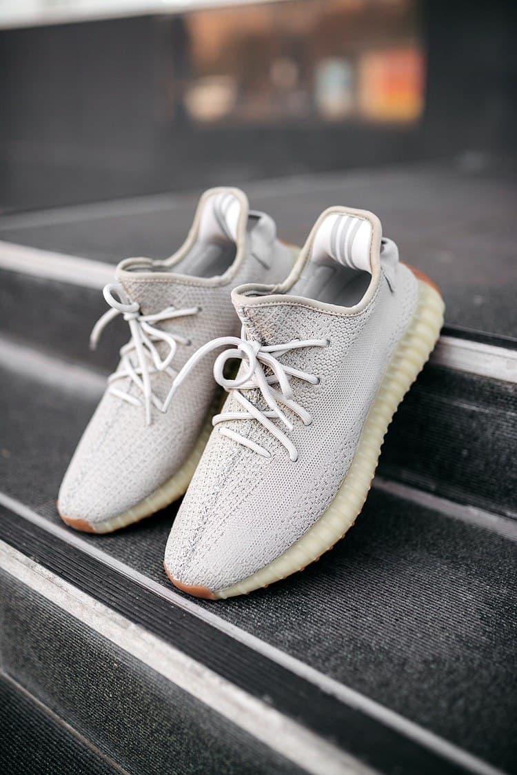 Adidas Yeezy 350 V2 Sesame