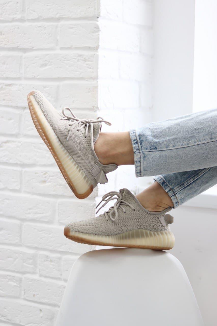 Adidas Yeezy 350 V2 Sesame