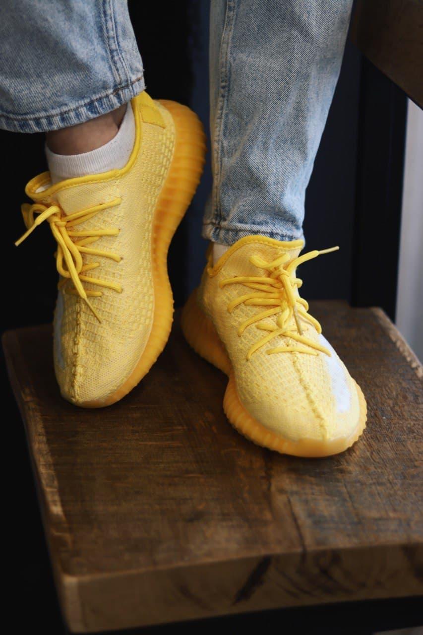Adidas Yeezy Boost 350 V2 Yellow