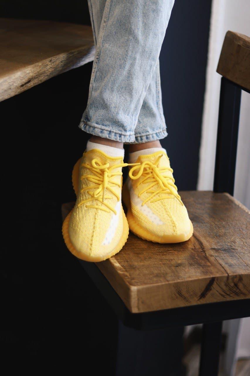 Adidas Yeezy Boost 350 V2 Yellow
