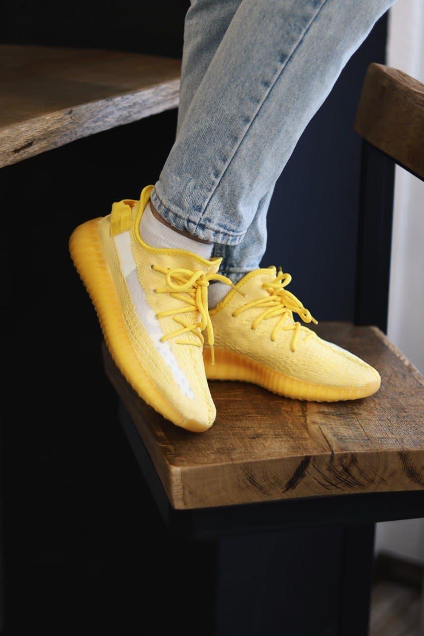 Adidas Yeezy Boost 350 V2 Yellow