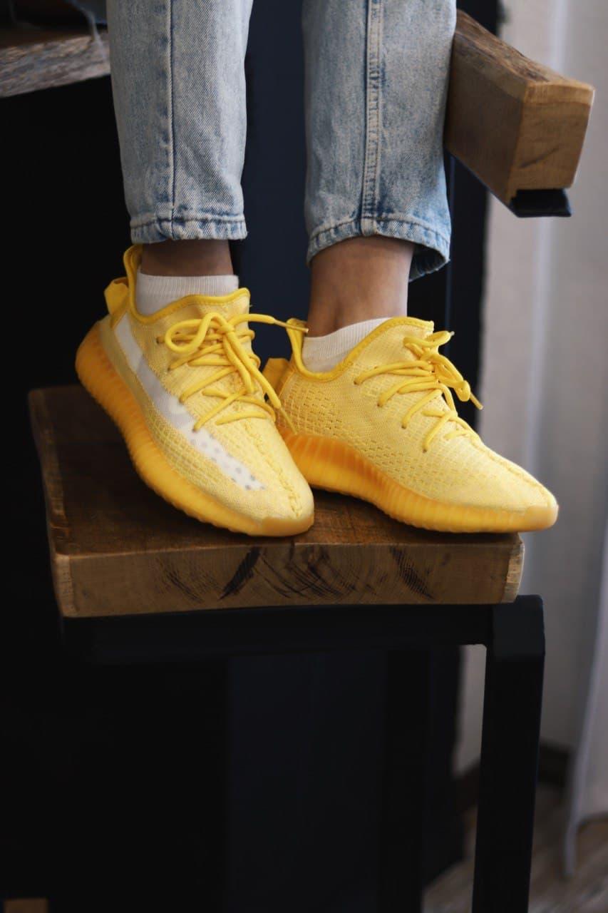 Adidas Yeezy Boost 350 V2 Yellow