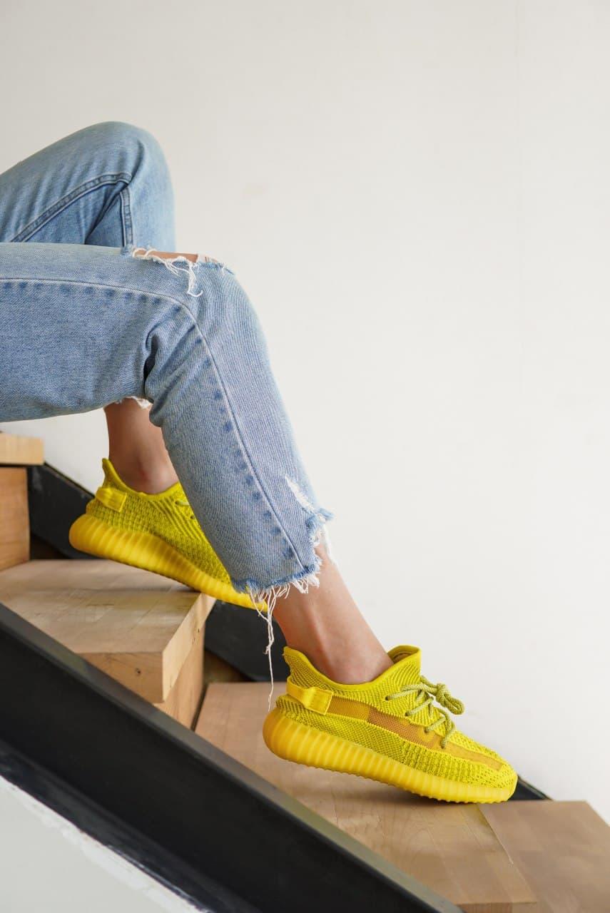 Adidas Yeezy Boost 350 V2 Yellow (Реф шнурки)