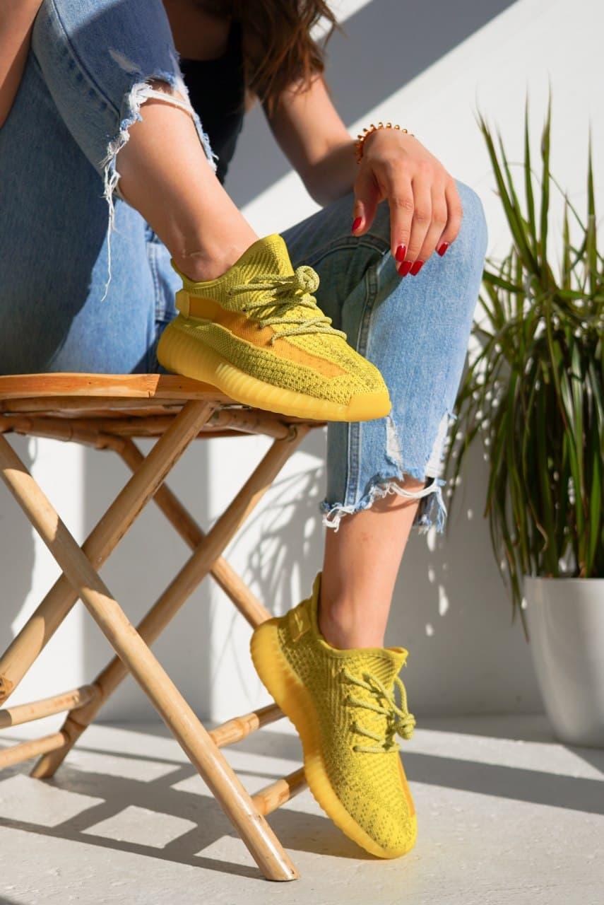 Adidas Yeezy Boost 350 V2 Yellow (Реф шнурки)