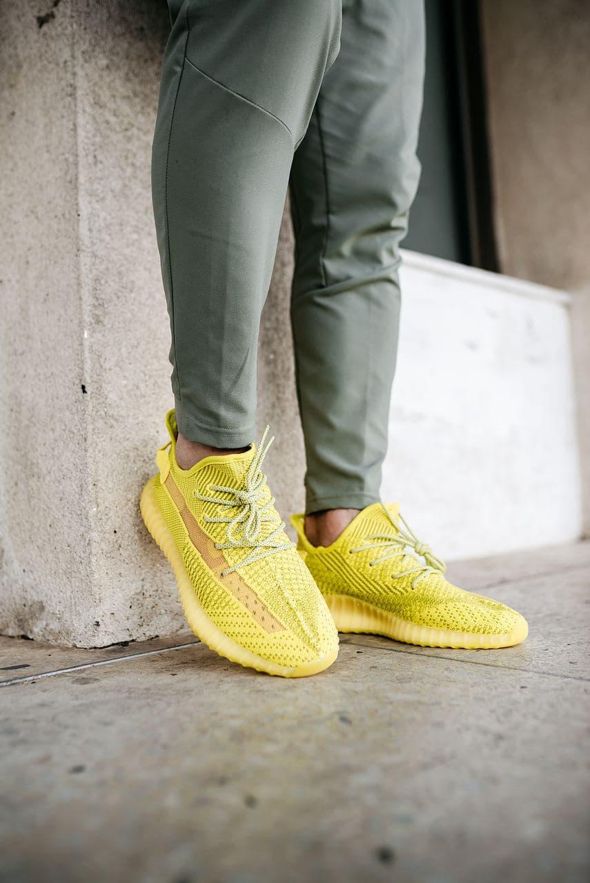 Adidas Yeezy Boost 350 V2 Yellow (Реф шнурки)