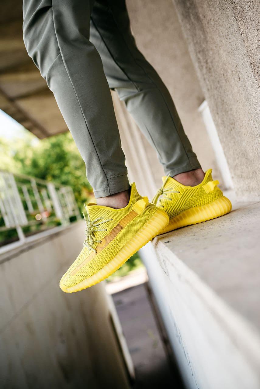 Adidas Yeezy Boost 350 V2 Yellow (Реф шнурки)