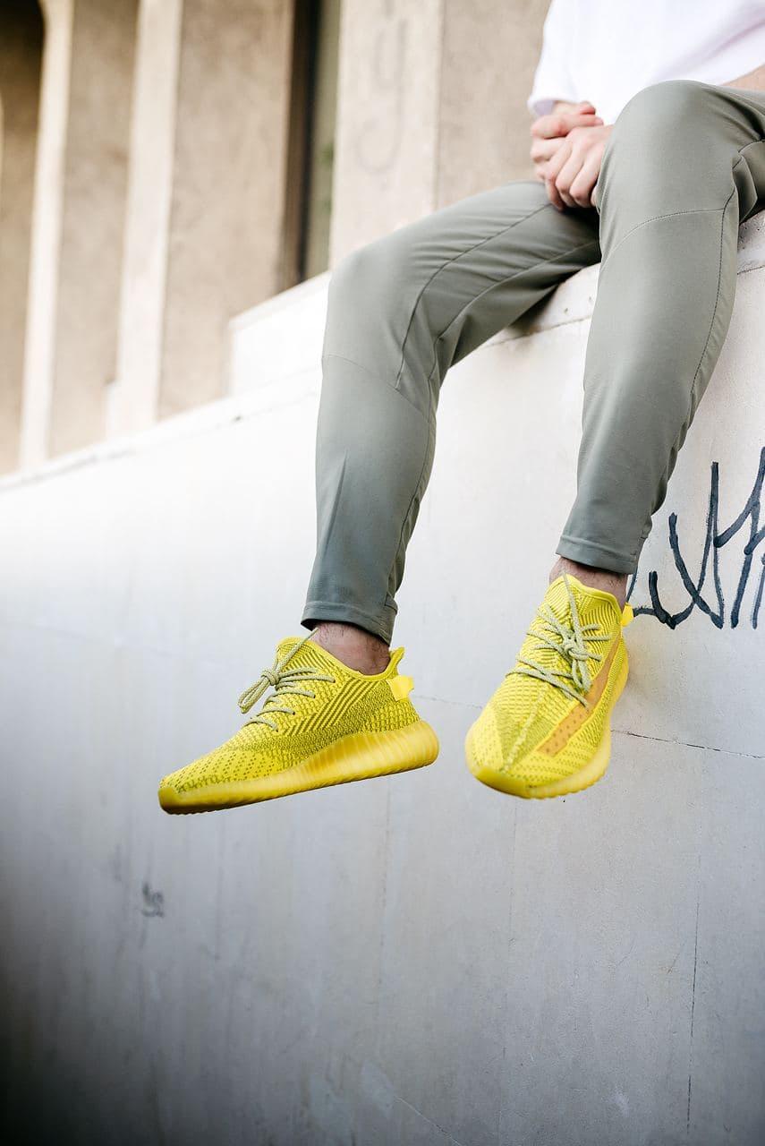 Adidas Yeezy Boost 350 V2 Yellow (Реф шнурки)