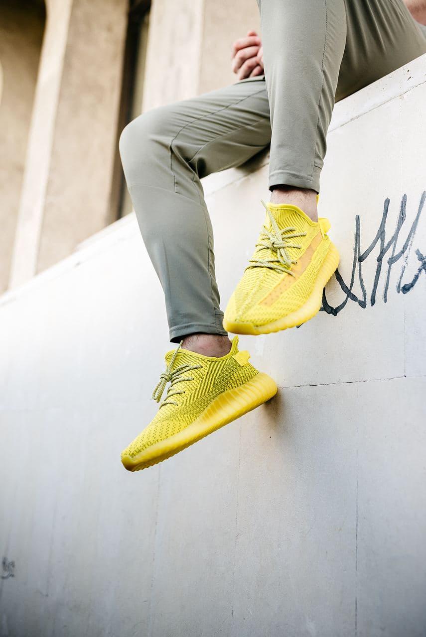 Adidas Yeezy Boost 350 V2 Yellow (Реф шнурки)