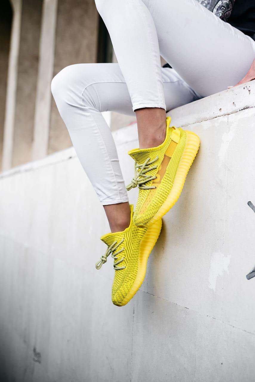 Adidas Yeezy Boost 350 V2 Yellow (Реф шнурки)
