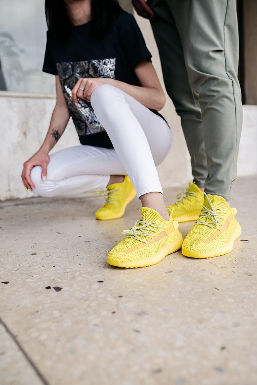 Adidas Yeezy Boost 350 V2 Yellow (Реф шнурки)