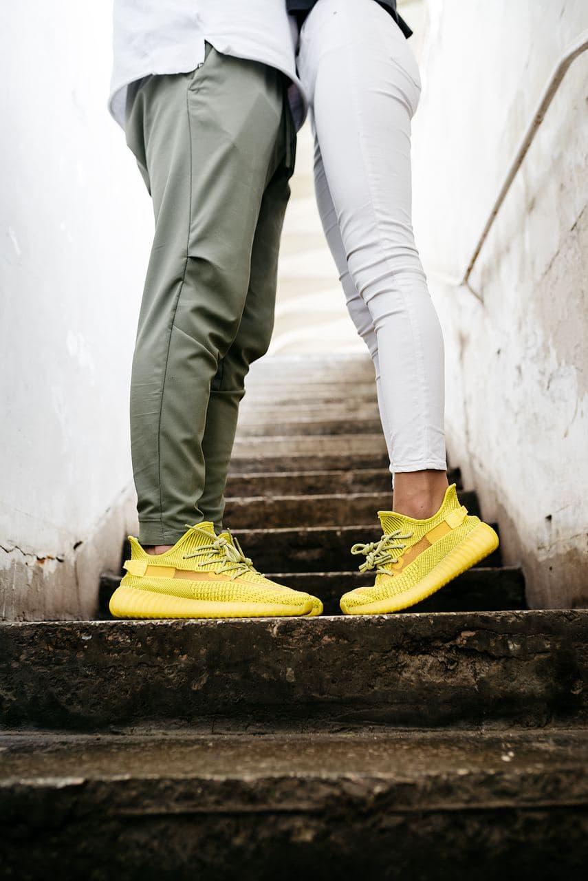 Adidas Yeezy Boost 350 V2 Yellow (Реф шнурки)