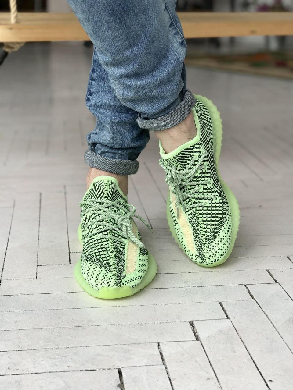 Adidas Yeezy Boost 350 v2 Yeez Reel Neon (Рефлективні Шнурки)