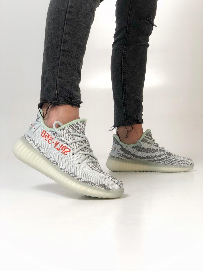 Adidas Yeezy Boost 350 V2 Zebra