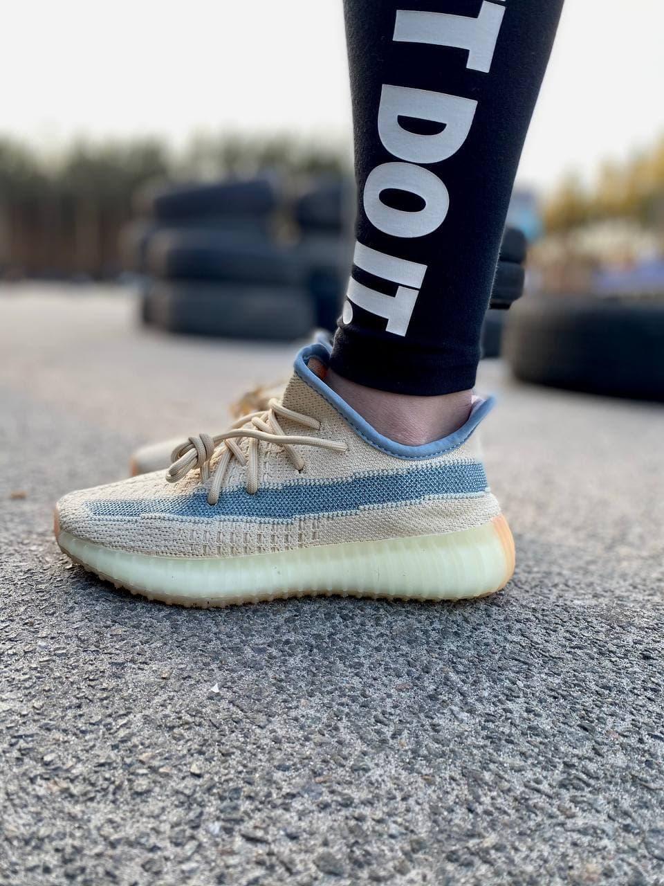 Adidas Yeezy Boost 350 V2 Yellow Linen (Рефлективная полоска)