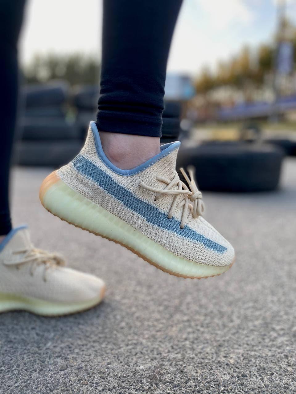 Adidas Yeezy Boost 350 V2 Yellow Linen (Рефлективная полоска)