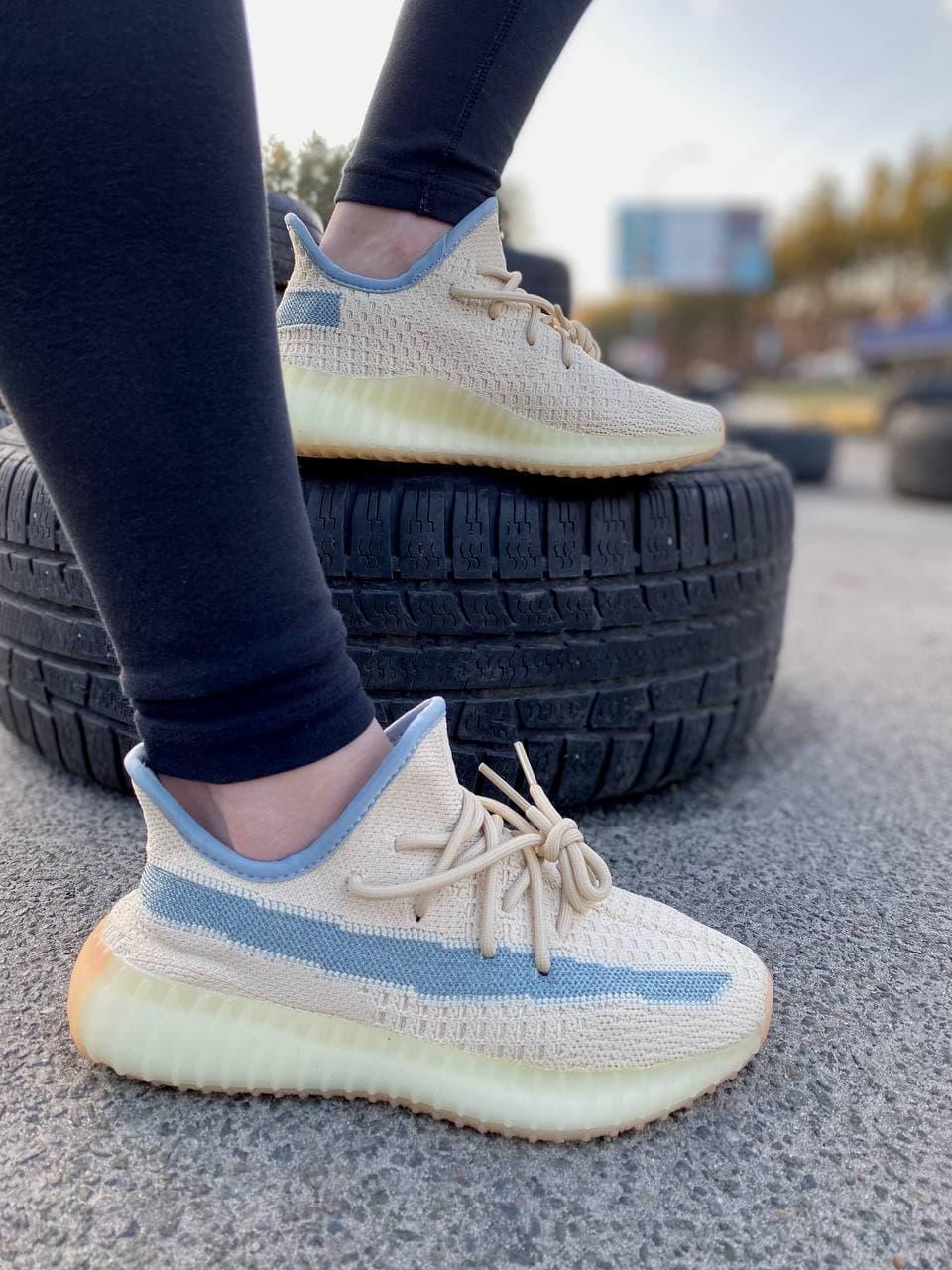 Adidas Yeezy Boost 350 V2 Yellow Linen (Рефлективная полоска)