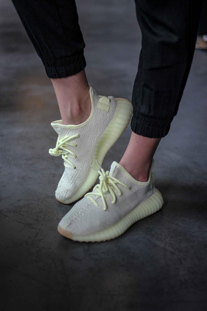 Adidas Yeezy Boost 350 V2 Butter