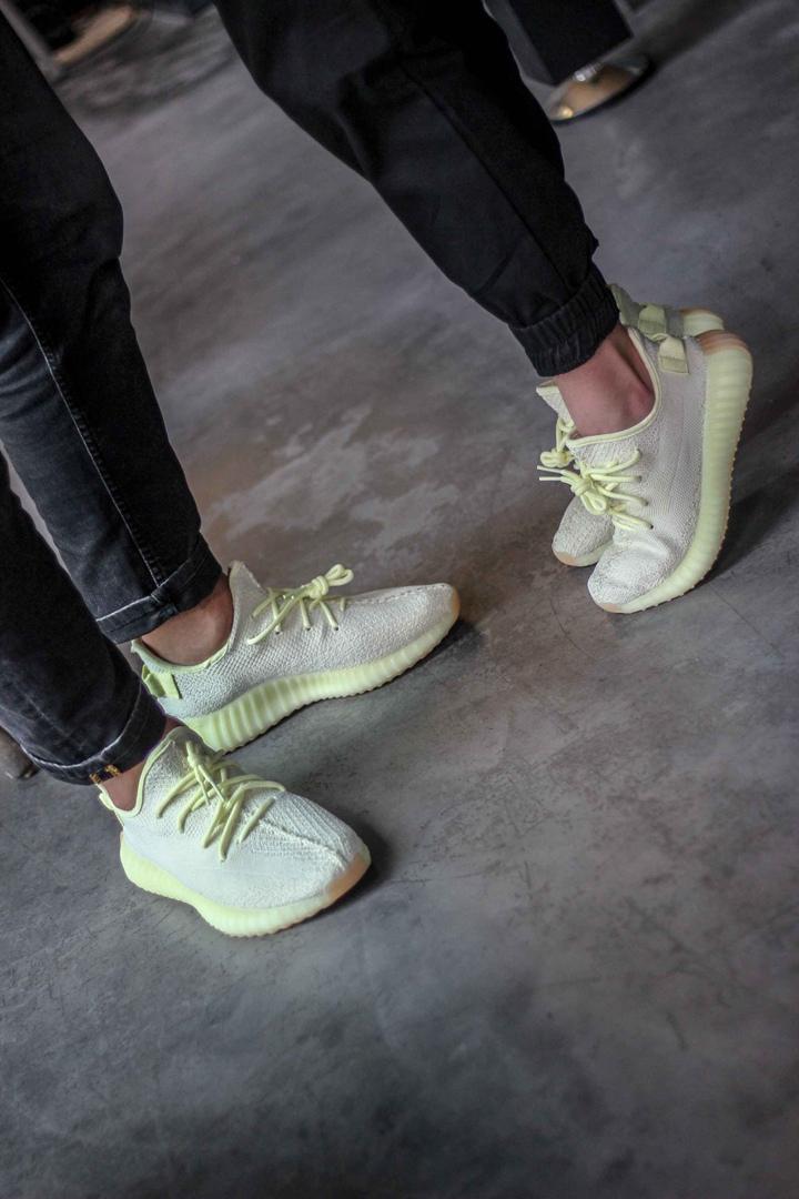 Adidas Yeezy Boost 350 V2 Butter