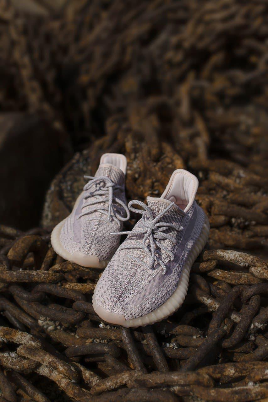 Adidas Yeezy Boost 350 V2 Synth 2 (Рефлективные шнурки )