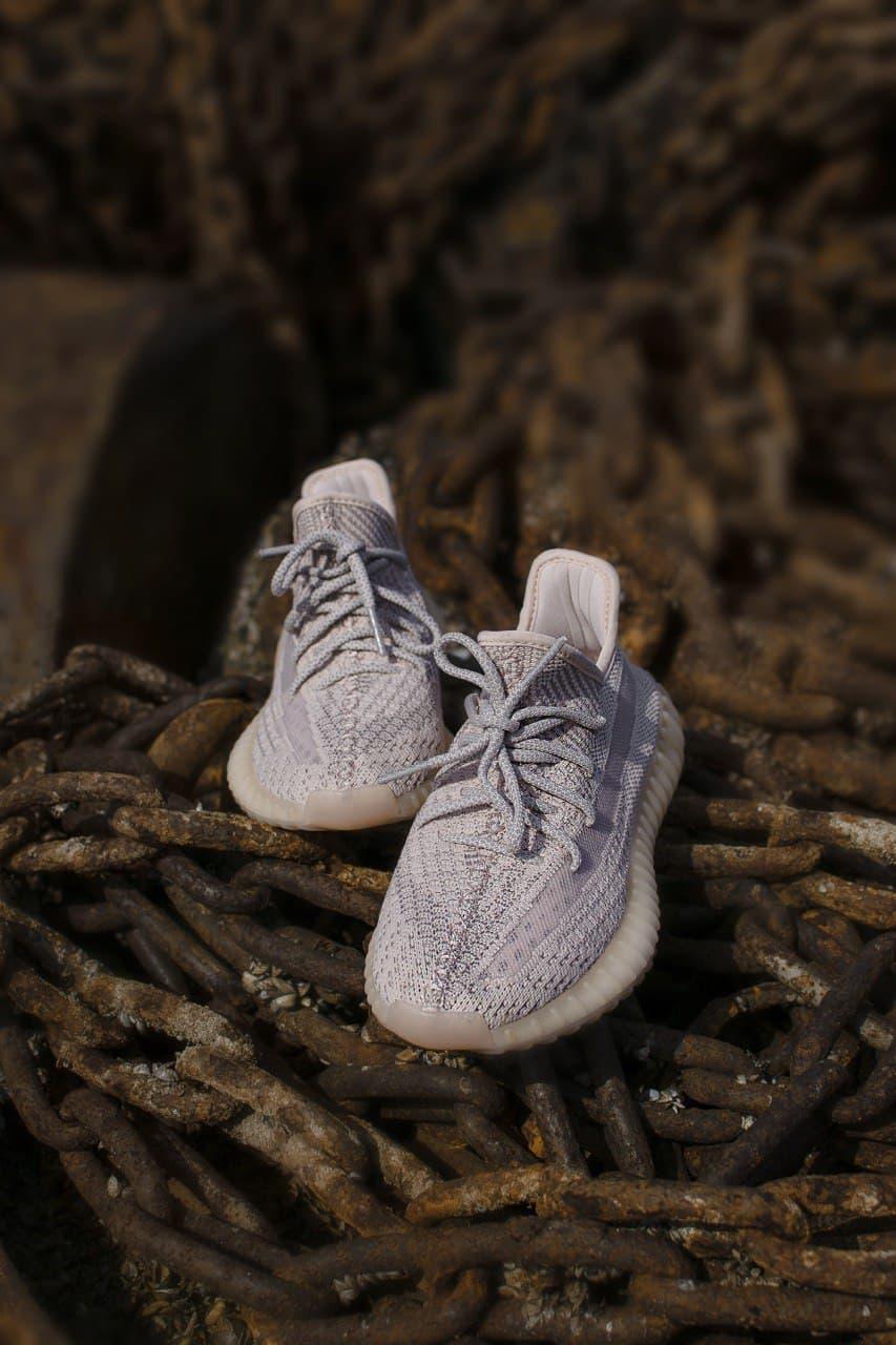 Adidas Yeezy Boost 350 V2 Synth 2 (Рефлективные шнурки )