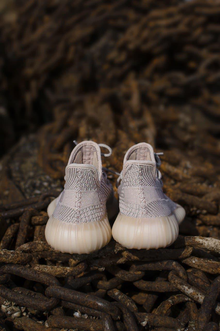 Adidas Yeezy Boost 350 V2 Synth 2 (Рефлективные шнурки )