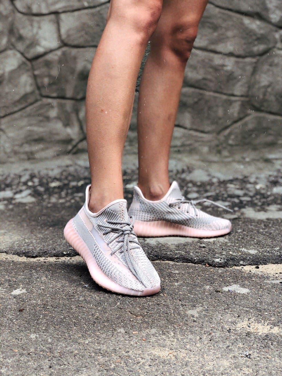 Adidas Yeezy Boost 350 V2 Synth 2 (Рефлективные шнурки )