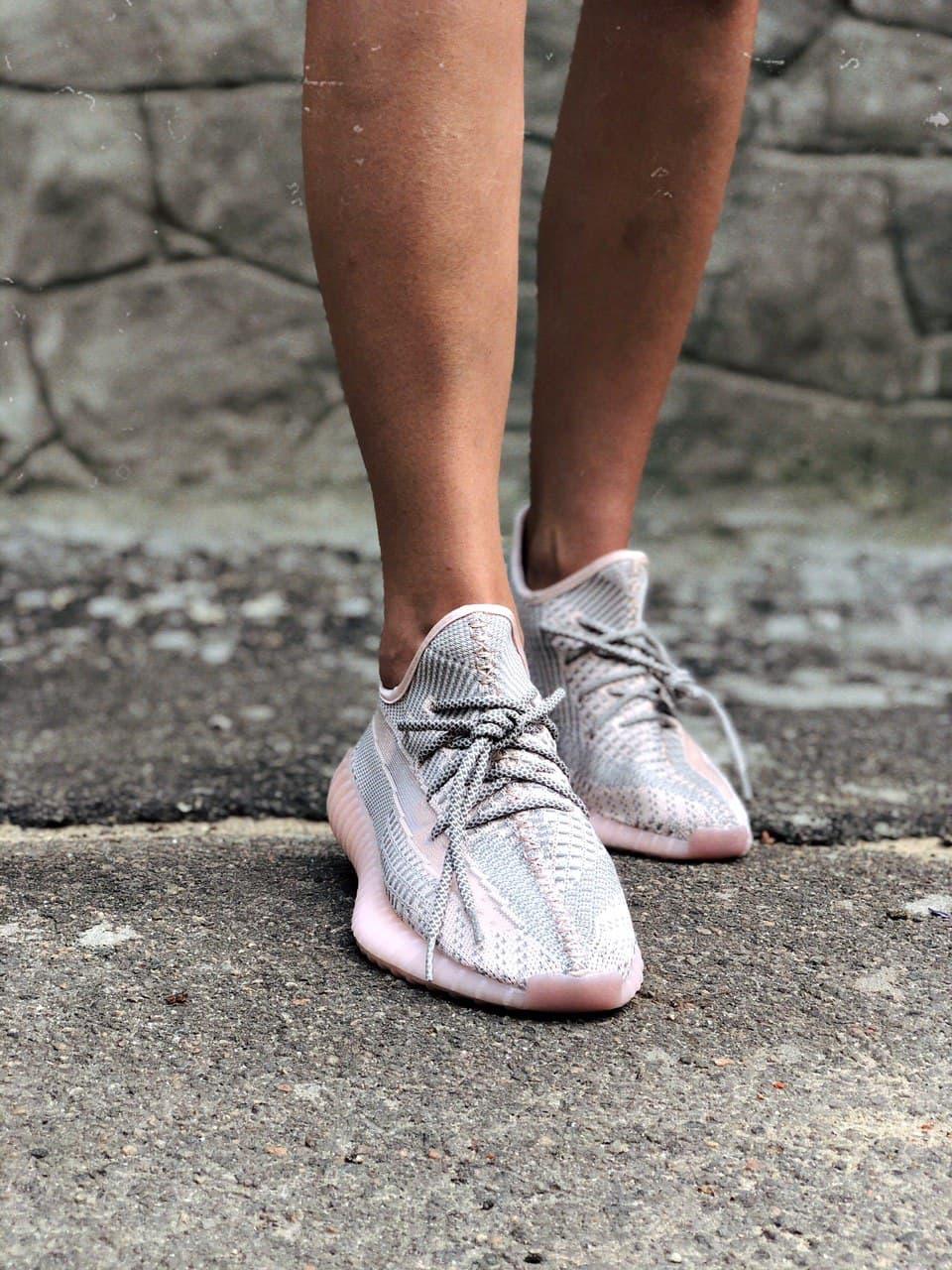 Adidas Yeezy Boost 350 V2 Synth 2 (Рефлективные шнурки )