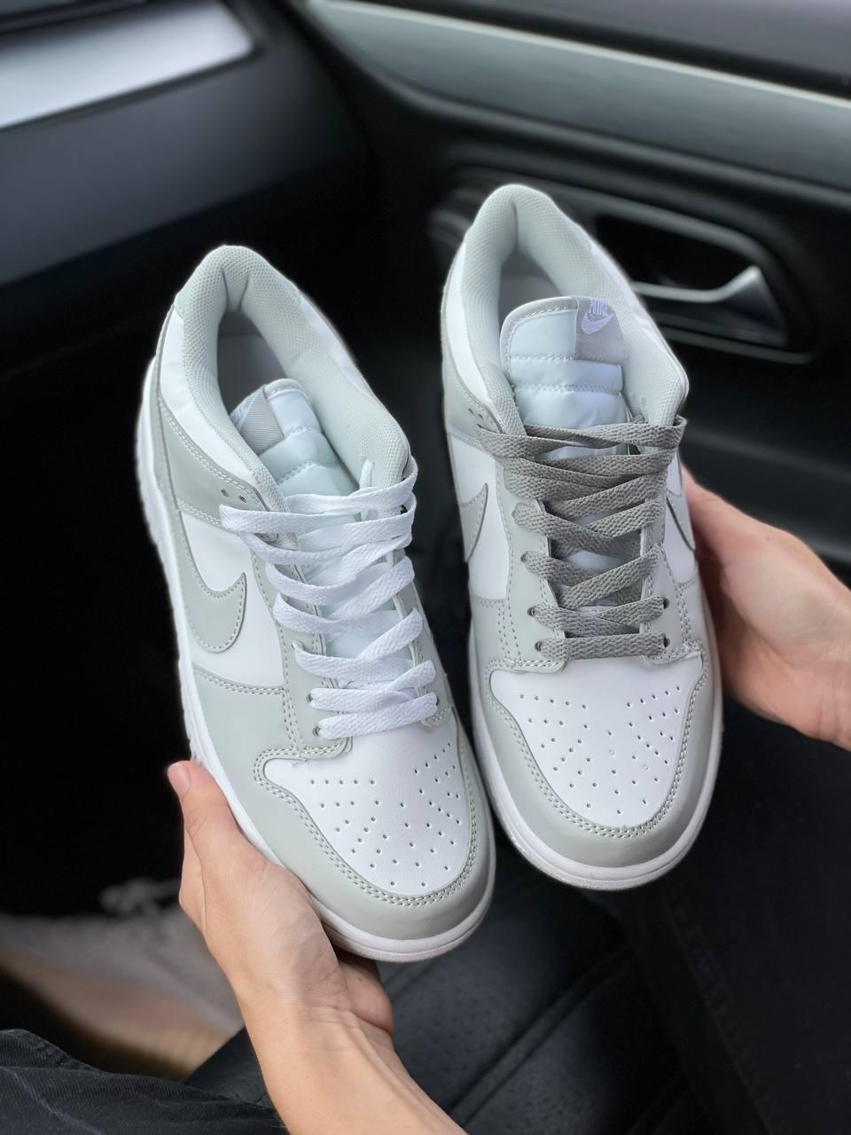Nike WMNS Dunk Low Photon Dust