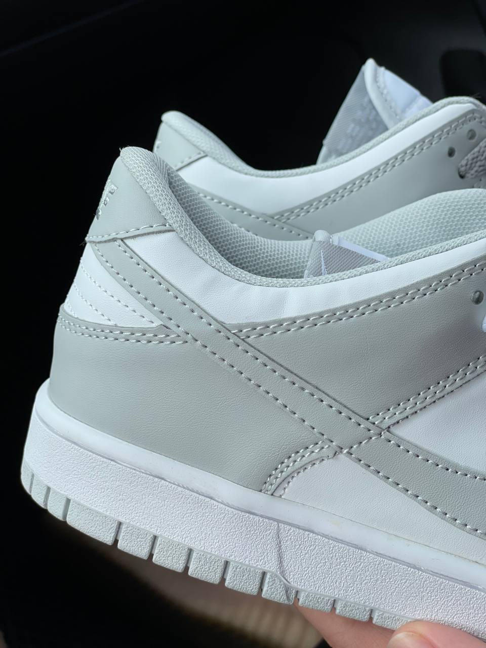 Nike WMNS Dunk Low Photon Dust