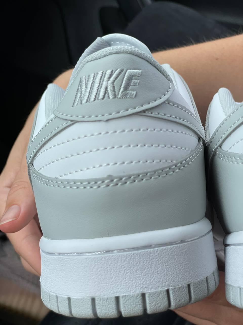 Nike WMNS Dunk Low Photon Dust