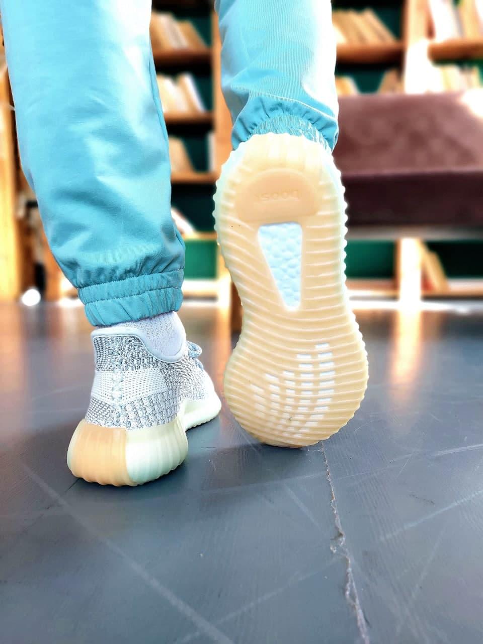 Adidas Yeezy Boost 350 V2 Yeshaya 1